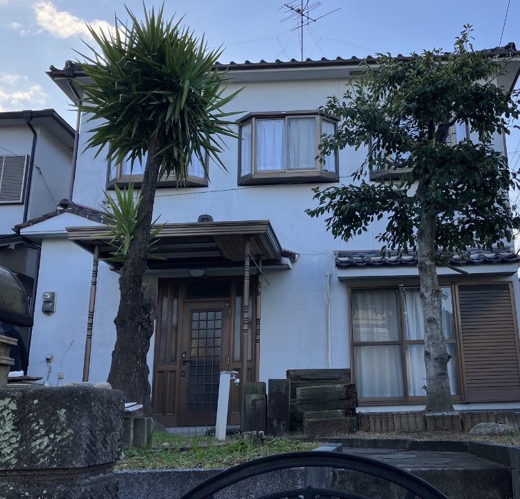 富田林市伏山町 O様邸 外壁塗装工事／屋根しっくい工事(ラバーロック工法) [before]